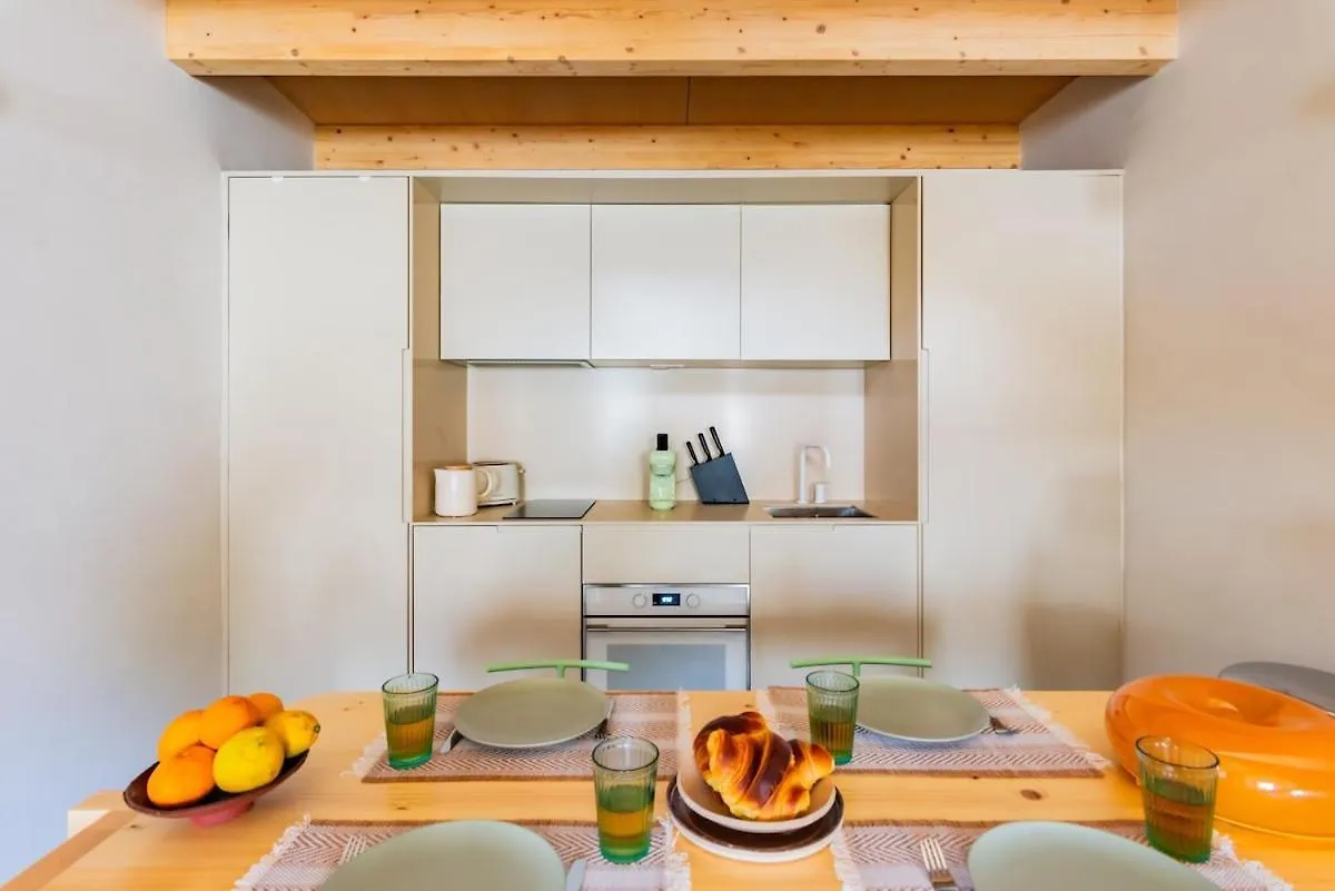 Urban Pop Loft At Alfama Villa Lisbon Holiday home